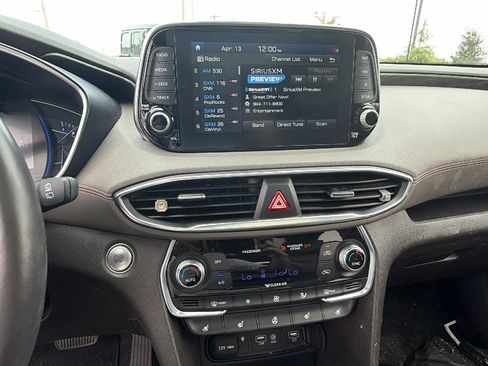 Used 2020 Hyundai Santa Fe Limited image 32
