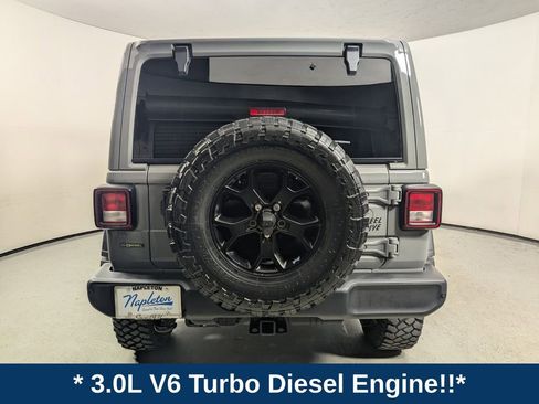 Used 2022 Jeep Wrangler Unlimited Sport image 7