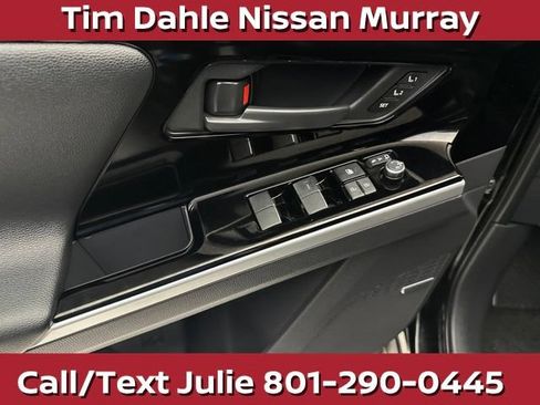 Used 2024 Subaru Solterra AWD/4WD image 23