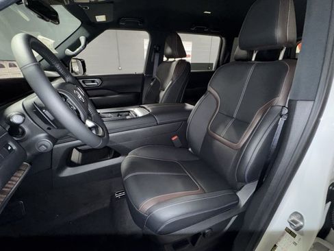 New 2026 Nissan Armada SL w/ Captain's Chari Seat Package AWD/4WD image 44