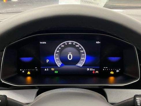 New 2026 Volkswagen Jetta SE FWD image 24