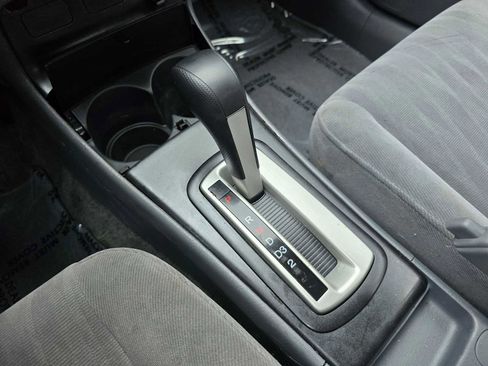 Used 2004 Honda Civic LX image 34