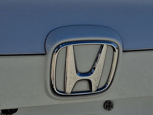 Used 2018 Honda Accord EX image 30