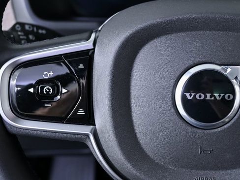 New 2026 Volvo XC90 T8 Plus AWD/4WD image 10