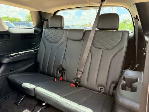 Used 2022 Hyundai Palisade Limited AWD/4WD image 19