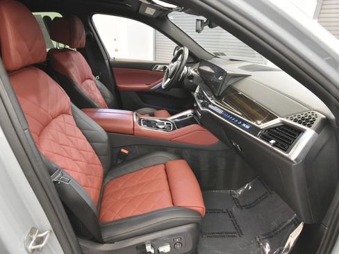 Used 2025 BMW X6 xDrive40i w/ Climate Comfort Package AWD/4WD image 19