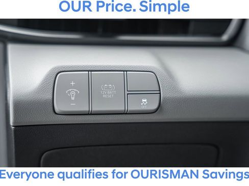 New 2025 Hyundai Elantra Limited image 39