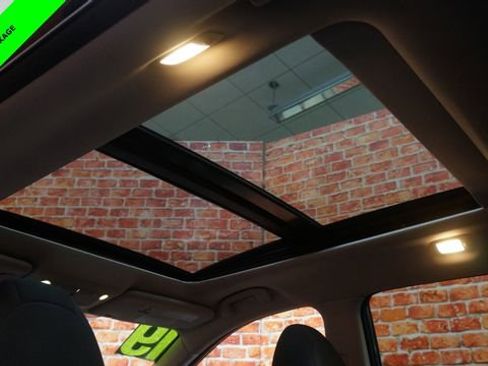 Used 2019 Nissan Rogue SV w/ Sun & Sound Touring Package image 34