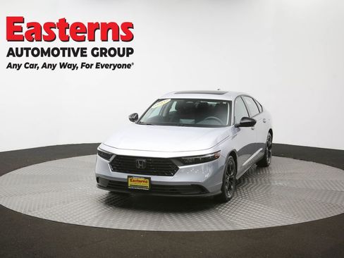 Used 2025 Honda Accord SE image 56