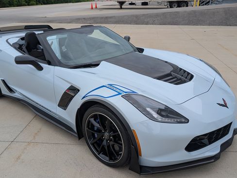 Used 2018 Chevrolet Corvette Z06 w/ Carbon 65 Edition RWD image 20