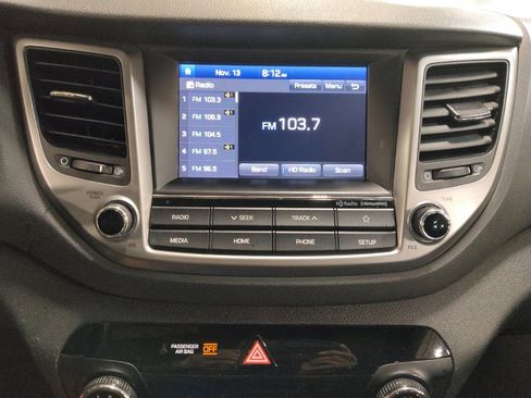 Used 2018 Hyundai Tucson SEL image 25