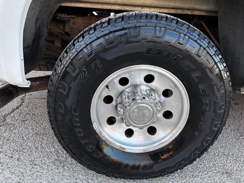 Used 2000 Ford F250 XL image 27