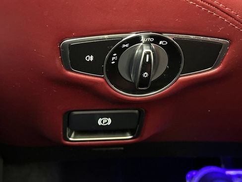 Used 2015 Mercedes-Benz S 550 4MATIC Coupe image 31
