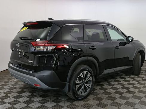 Used 2023 Nissan Rogue SV w/ SV Premium B Package AWD/4WD image 12
