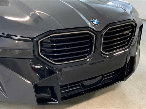 Used 2025 BMW XM image 33