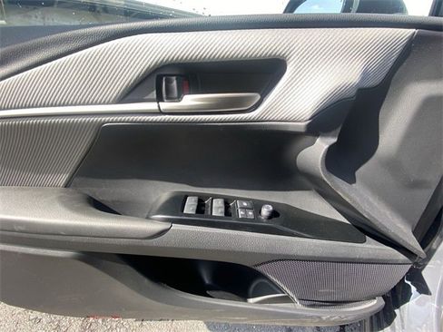 New 2025 Toyota Camry SE image 13