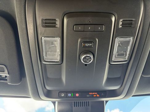 Used 2024 Chevrolet Tahoe LT image 31