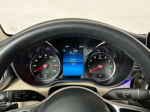 Used 2022 Mercedes-Benz GLC 300 image 16