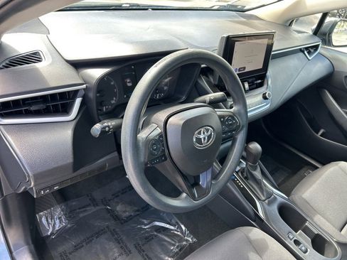 Used 2023 Toyota Corolla LE image 20