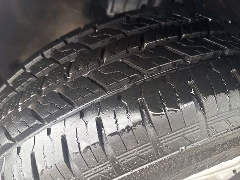 Certified 2023 Ford Explorer XLT w/ Equipment Group 202A image 53