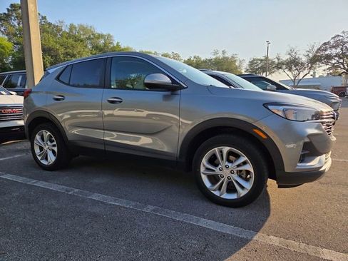 Used 2023 Buick Encore GX Preferred AWD/4WD image 3