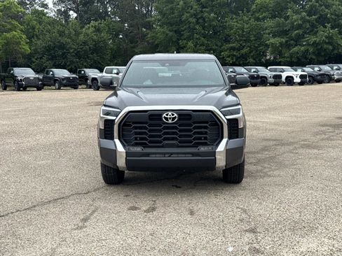 New 2026 Toyota Tundra SR5 AWD/4WD image 8