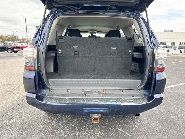 Used 2016 Toyota 4Runner SR5 AWD/4WD image 23