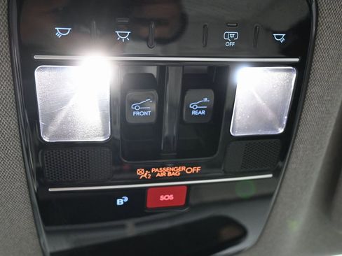 Used 2024 Hyundai Santa Fe Limited image 15