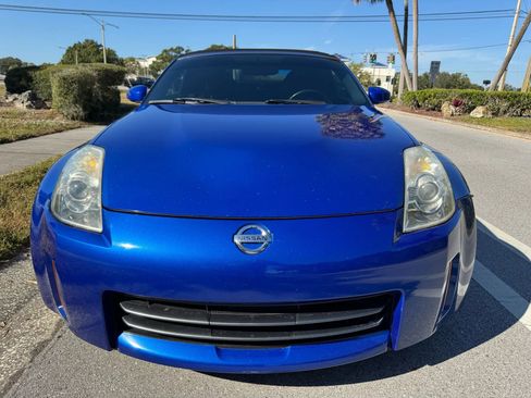 Used 2007 Nissan 350Z Touring image 3