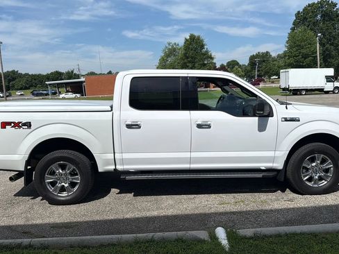 Used 2017 Ford F150 XLT w/ Equipment Group 302A Luxury AWD/4WD image 7