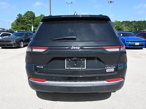 Used 2026 Jeep Grand Cherokee Limited AWD/4WD image 30