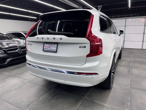 Used 2023 Volvo XC90 B5 Plus image 7