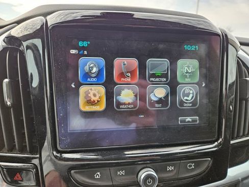 Used 2019 Chevrolet Traverse LT w/ LT Premium Package image 12