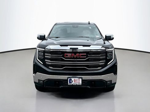Used 2024 GMC Sierra 1500 SLT RWD image 2