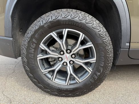 Used 2024 GMC Acadia AT4 w/ LPO, Floor Liner Package AWD/4WD image 9