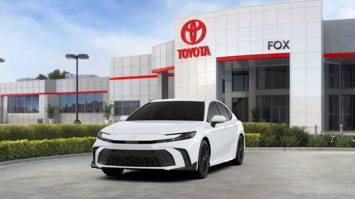 New 2026 Toyota Camry SE FWD image 18