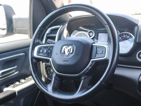 Used 2022 RAM 1500 Big Horn AWD/4WD image 16