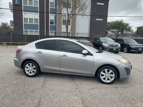 Used 2011 MAZDA MAZDA3 i Touring image 9