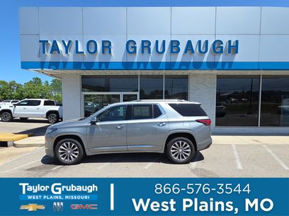 Used 2023 Chevrolet Traverse Premier