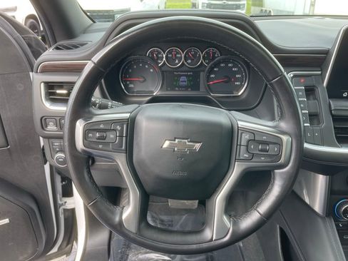 Used 2021 Chevrolet Suburban Z71 image 13