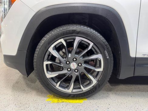 Used 2023 GMC Terrain SLT AWD/4WD image 25
