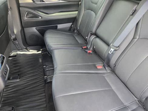 Certified 2027 INFINITI QX60 Luxe w/ Cargo Package FWD image 13