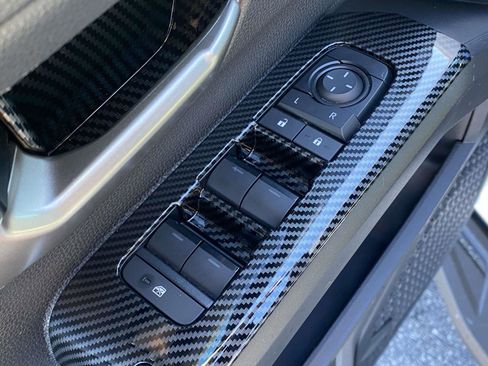 Used 2024 Toyota Tacoma TRD Sport image 19