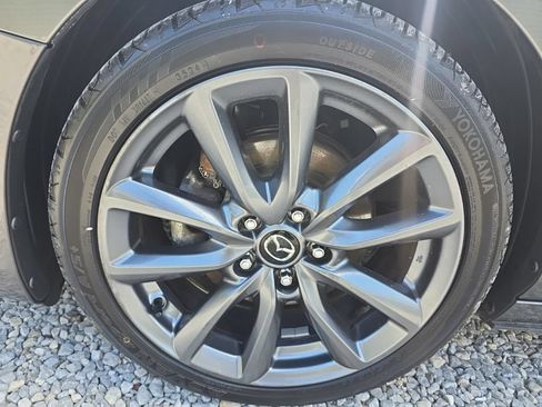 Used 2019 MAZDA MAZDA3 AWD Hatchback w/ Preferred Pkg image 12