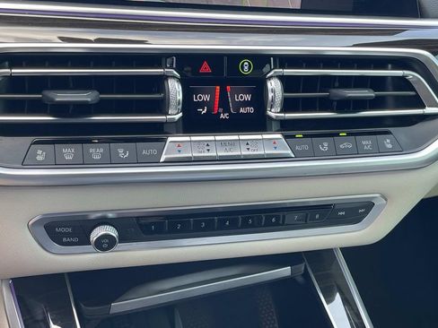 Used 2020 BMW X5 xDrive40i AWD/4WD image 35