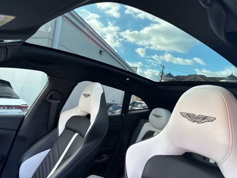 Used 2023 Aston Martin DBX 707 image 10