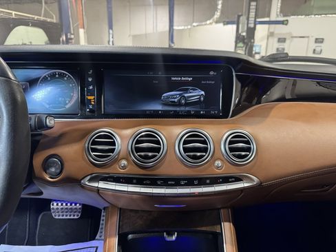 Used 2015 Mercedes-Benz S 63 AMG 4MATIC Coupe image 22