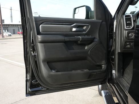 Used 2019 RAM 1500 Big Horn image 18