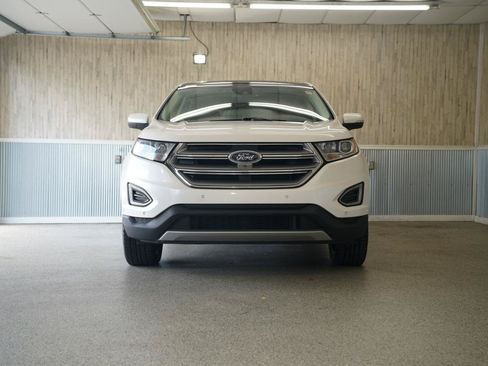 Used 2015 Ford Edge Titanium w/ Equipment Group 302A FWD image 2