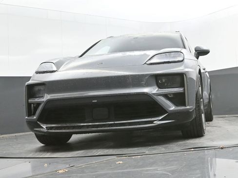 New 2025 Porsche Macan Turbo Electric image 55